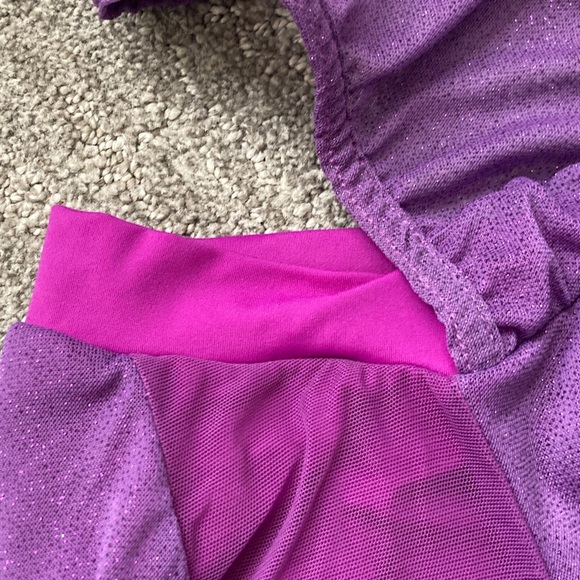 Kelle Large Child Sheer Layered One Shoulder Strap - Picture 5 of 12